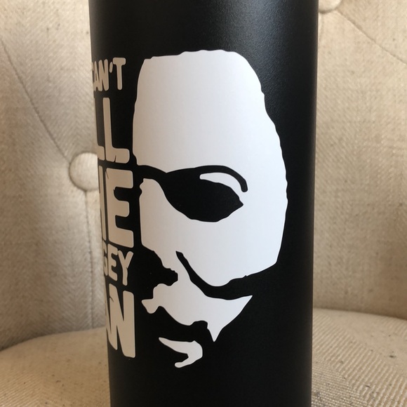 Michael Myers vinyl on 34oz Hydraflow Black (includes bottle + 2 str… - New - Picture 8 of 8